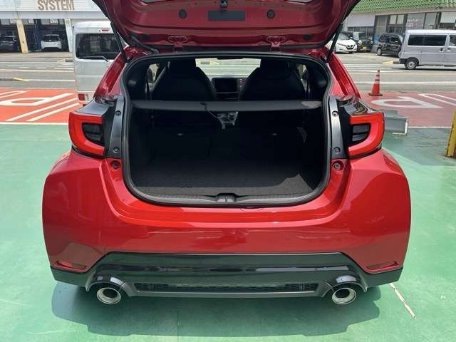 トヨタ ＧＲヤリス １．６ ＲＺ ハイ パフォーマンス ＧＲ－ＤＡＴ ４ＷＤ R7年 (東海) 99