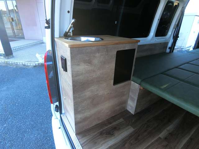 トヨタ ハイエースバン ２．８ ＤＸ ワイド スーパーロング ハイルーフ ディーゼルターボ ４ＷＤ R5年 (中国) 99