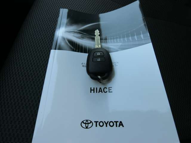 トヨタ ハイエースバン ２．８ ＤＸ ワイド スーパーロング ハイルーフ ディーゼルターボ ４ＷＤ R5年 (中国) 99