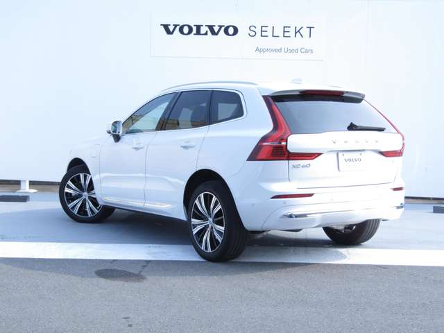ボルボ ＸＣ６０ リチャージ アルティメット Ｔ６ ＡＷＤ プラグイン ハイブリッド ４ＷＤ R4年 (四国) 99