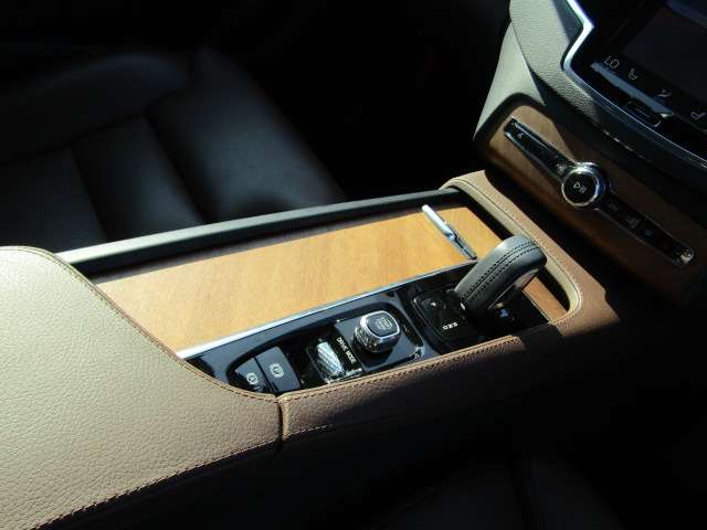 ボルボ ＸＣ９０ Ｂ５ ＡＷＤ ノルディック エディション ４ＷＤ R2年 (四国) 99