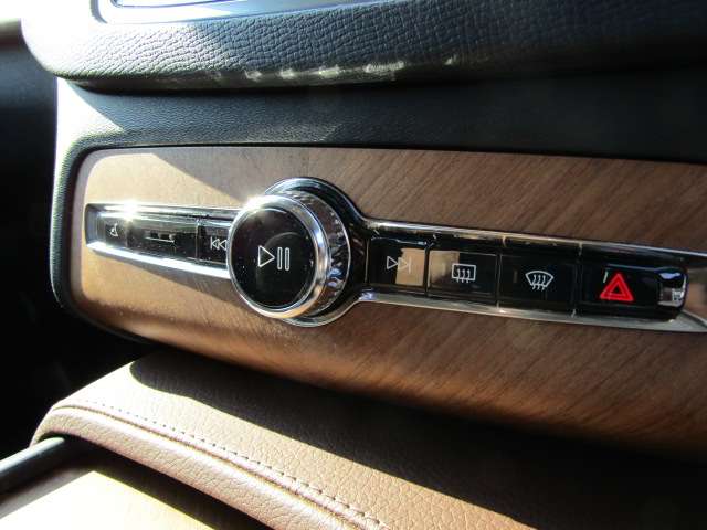 ボルボ ＸＣ９０ Ｂ５ ＡＷＤ ノルディック エディション ４ＷＤ R2年 (四国) 99