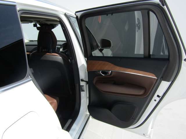 ボルボ ＸＣ９０ Ｂ５ ＡＷＤ ノルディック エディション ４ＷＤ R2年 (四国) 99