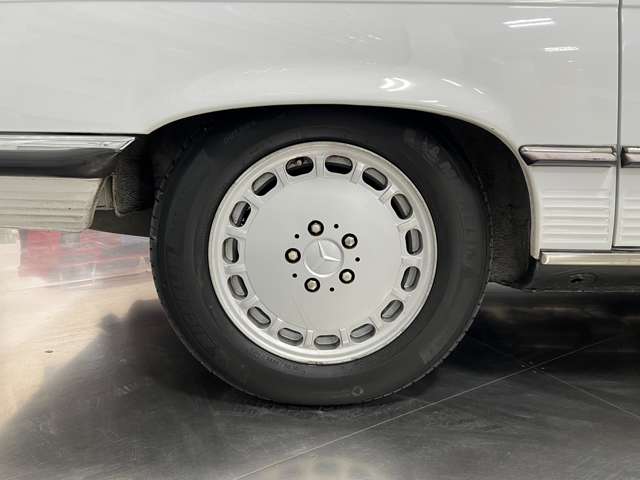 メルセデスベンツ ＳＬクラス Ｒ１０７ S63年 (関東) 99