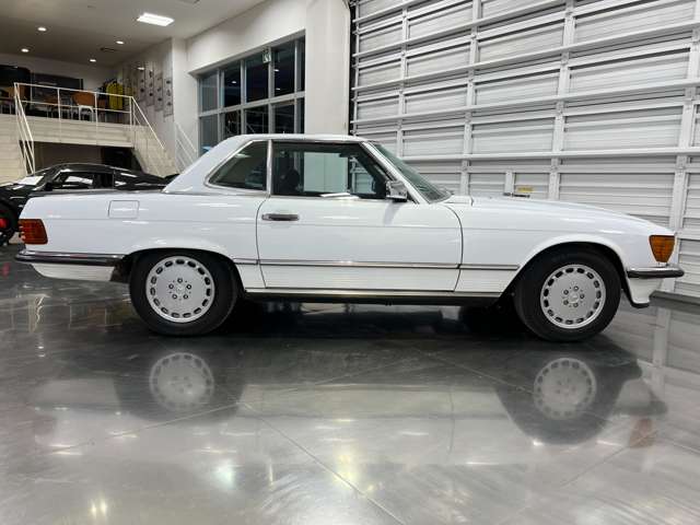 メルセデスベンツ ＳＬクラス Ｒ１０７ S63年 (関東) 99