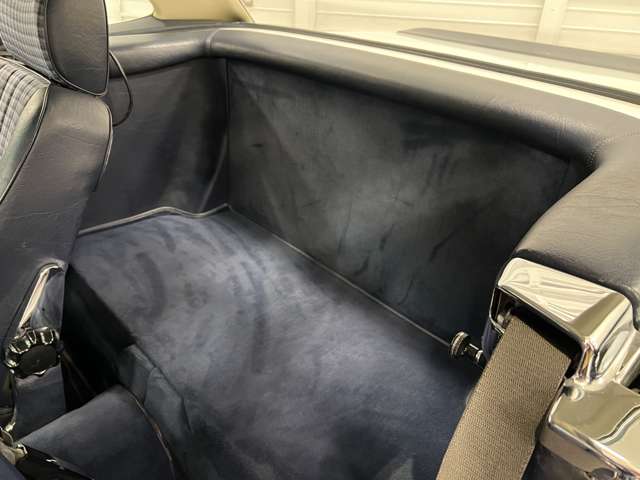 メルセデスベンツ ＳＬクラス Ｒ１０７ S63年 (関東) 99