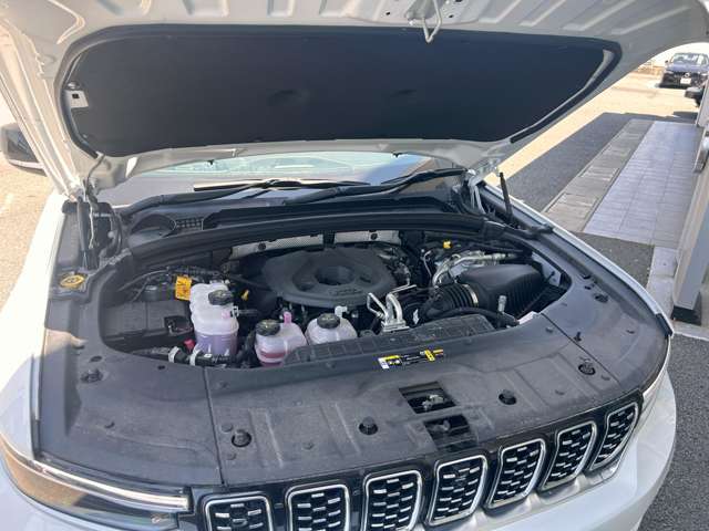 ジープ グランドチェロキー サミット リザーブ ４ＸＥ ４ＷＤ R7年 (東北) 99