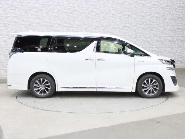 トヨタ ヴェルファイア　ハイブリッド ハイブリッド ２．５ エグゼクティブ ラウンジ Ｅ－ＦＯＵＲ ４ＷＤ H27年 (関東) 99