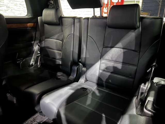 トヨタ ヴェルファイア　ハイブリッド ハイブリッド ２．５ エグゼクティブ ラウンジ Ｅ－ＦＯＵＲ ４ＷＤ H27年 (関東) 99