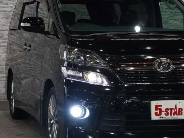 トヨタ ヴェルファイア ２．４ Ｚ ゴールデンアイズＩＩ H25年 (関東) 99