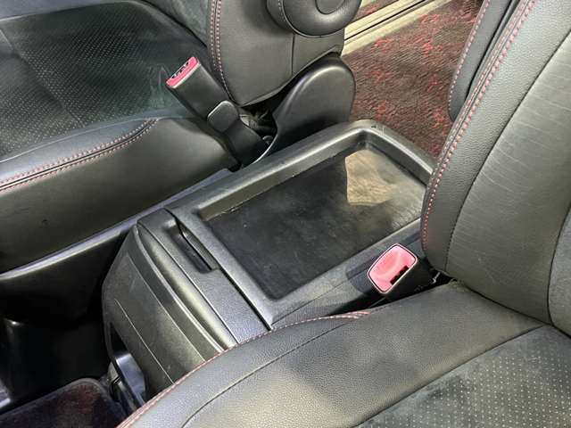 トヨタ ヴェルファイア ２．４ Ｚ ゴールデンアイズＩＩ H25年 (関東) 99