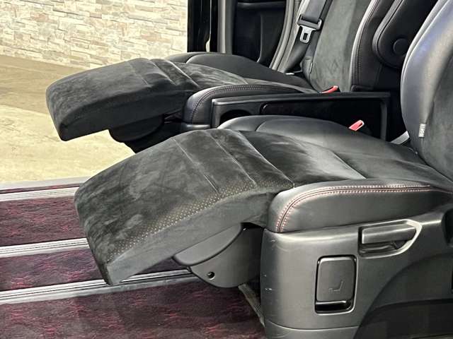 トヨタ ヴェルファイア ２．４ Ｚ ゴールデンアイズＩＩ H25年 (関東) 99