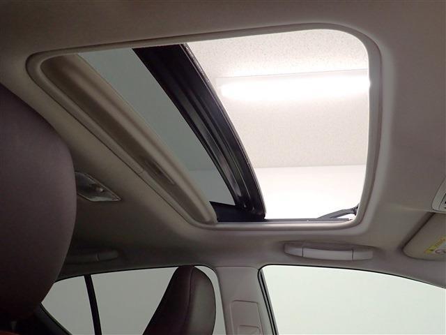 レクサス ＣＴ２００ｈ バージョンＣ R4年 (関東) 99