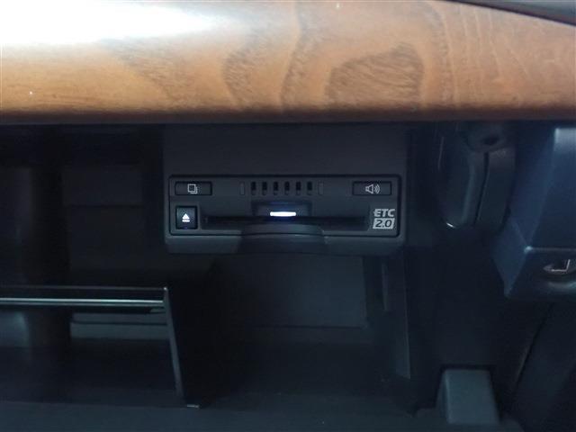 レクサス ＣＴ２００ｈ バージョンＣ R4年 (関東) 99