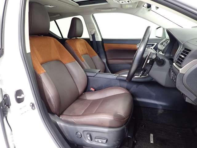 レクサス ＣＴ２００ｈ バージョンＣ R4年 (関東) 99