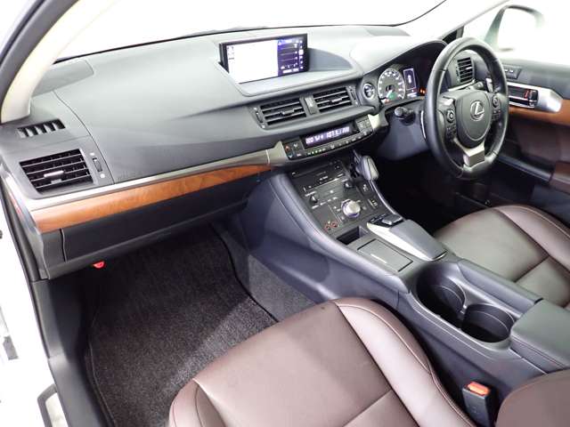 レクサス ＣＴ２００ｈ バージョンＣ R4年 (関東) 99