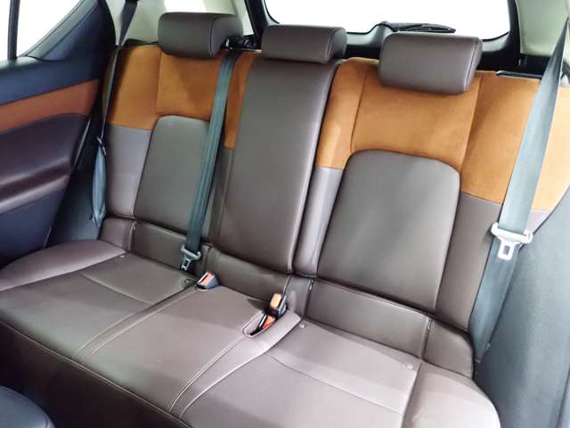 レクサス ＣＴ２００ｈ バージョンＣ R4年 (関東) 99