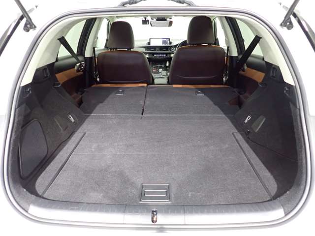 レクサス ＣＴ２００ｈ バージョンＣ R4年 (関東) 99