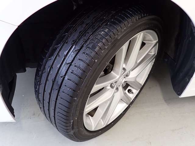 レクサス ＣＴ２００ｈ バージョンＣ R4年 (関東) 99