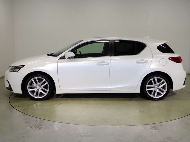 レクサス ＣＴ２００ｈ バージョンＣ R4年 (関東) 99