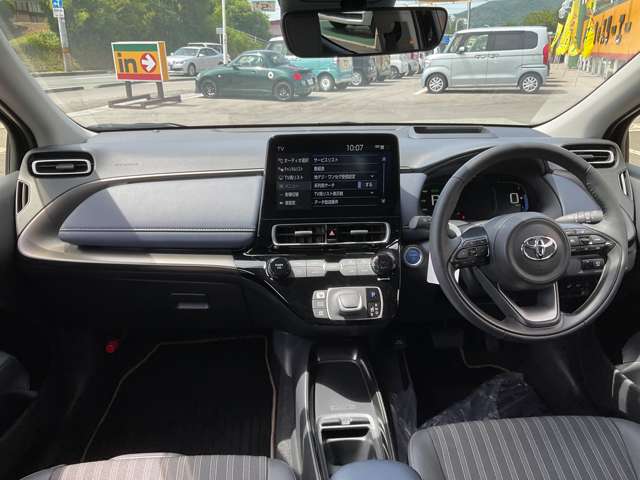 トヨタ アクア １．５ Ｚ Ｅ－ＦＯＵＲ ４ＷＤ R5年 (東北) 99