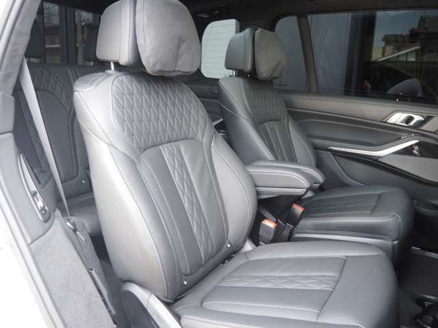 ＢＭＷ Ｘ７ Ｘドライブ４０Ｄ Ｍスポーツ ディーゼルターボ ４ＷＤ R5年 (近畿) 99