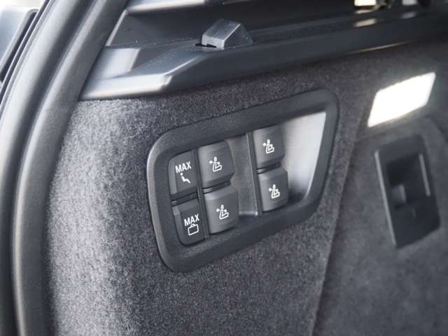 ＢＭＷ Ｘ７ Ｘドライブ４０Ｄ Ｍスポーツ ディーゼルターボ ４ＷＤ R5年 (近畿) 99