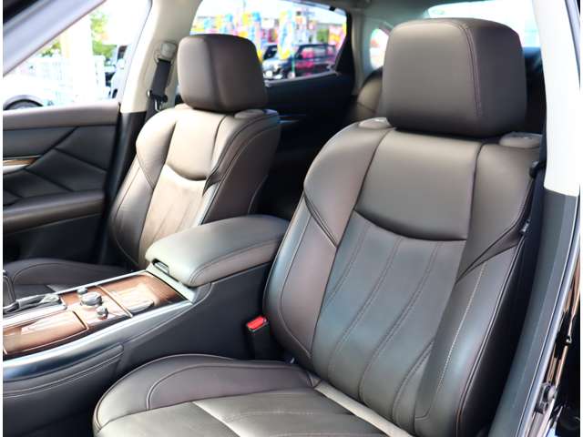 日産 シーマ　ハイブリッド ３．５ ＶＩＰ Ｇ H24年 (関東) 99