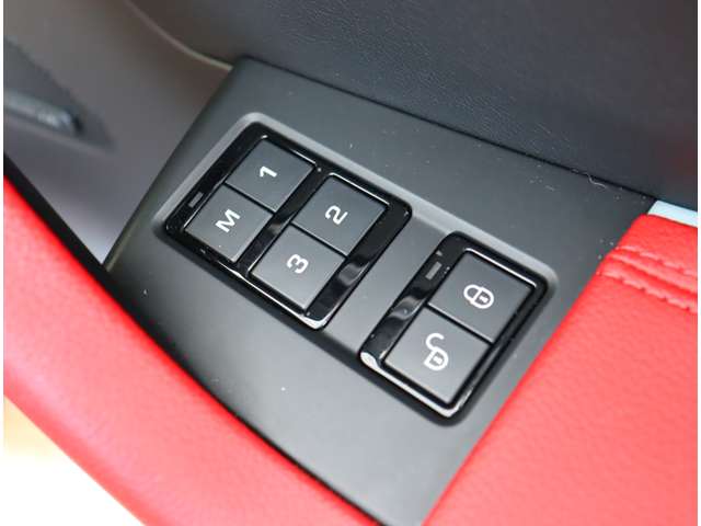 ジャガー Ｆペース ３５Ｔ Ｒスポーツ ４ＷＤ H29年 (関東) 99