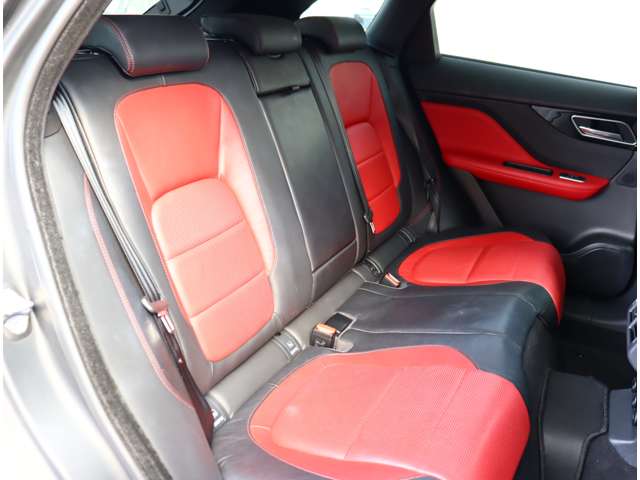 ジャガー Ｆペース ３５Ｔ Ｒスポーツ ４ＷＤ H29年 (関東) 99