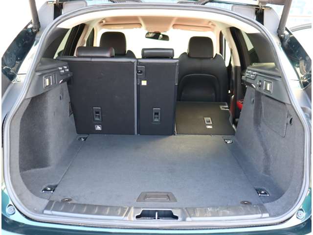 ジャガー Ｆペース ３５Ｔ Ｒスポーツ ４ＷＤ H29年 (関東) 99