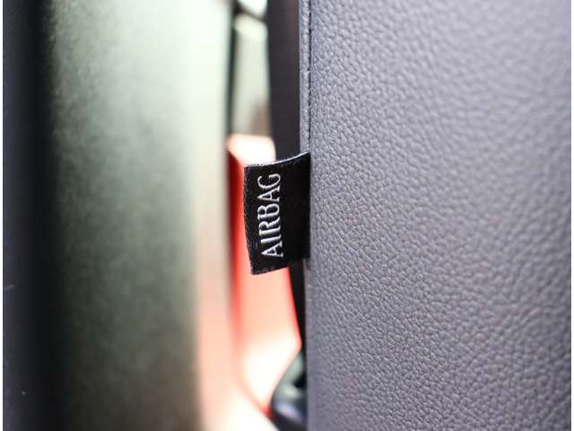 ジャガー Ｆペース ３５Ｔ Ｒスポーツ ４ＷＤ H29年 (関東) 99