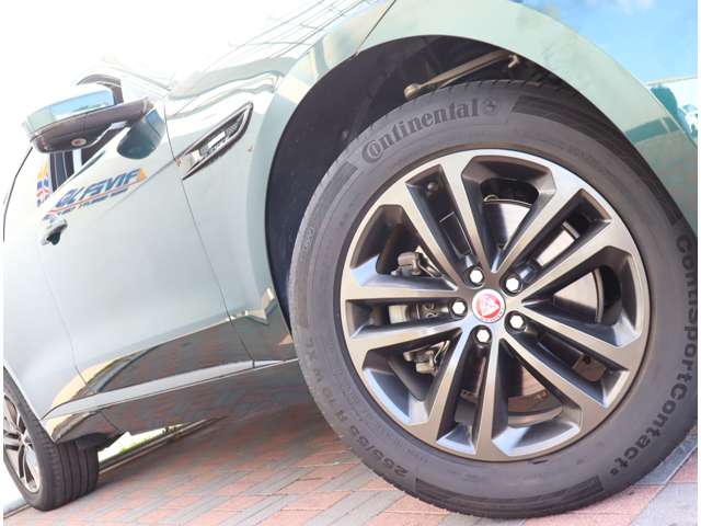 ジャガー Ｆペース ３５Ｔ Ｒスポーツ ４ＷＤ H29年 (関東) 99