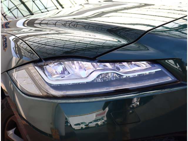 ジャガー Ｆペース ３５Ｔ Ｒスポーツ ４ＷＤ H29年 (関東) 99