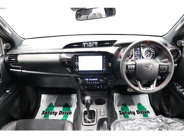 トヨタ ハイラックス ２．４ Ｚ ＧＲスポーツ ディーゼルターボ ４ＷＤ R7年 (東海) 99