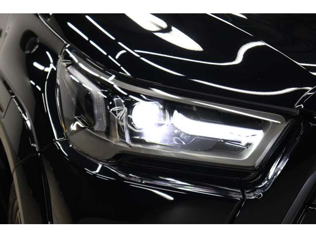 トヨタ ハイラックス ２．４ Ｚ ＧＲスポーツ ディーゼルターボ ４ＷＤ R7年 (東海) 99