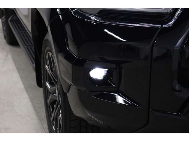 トヨタ ハイラックス ２．４ Ｚ ＧＲスポーツ ディーゼルターボ ４ＷＤ R7年 (東海) 99