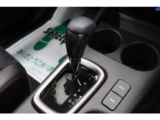 トヨタ ハイラックス ２．４ Ｚ ＧＲスポーツ ディーゼルターボ ４ＷＤ R7年 (東海) 99