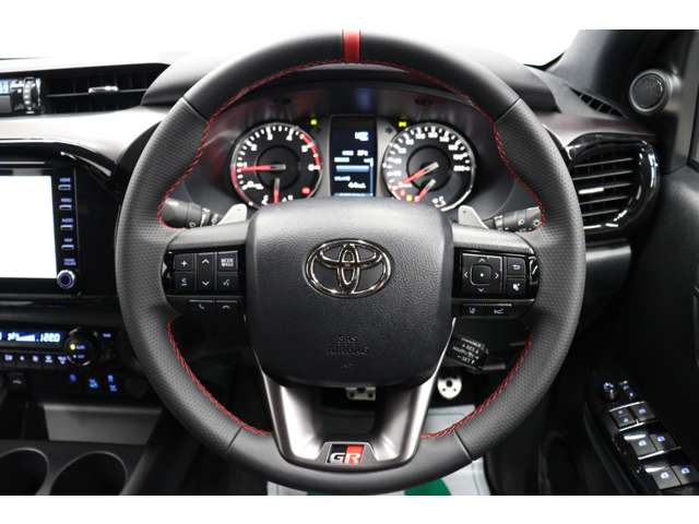 トヨタ ハイラックス ２．４ Ｚ ＧＲスポーツ ディーゼルターボ ４ＷＤ R7年 (東海) 99