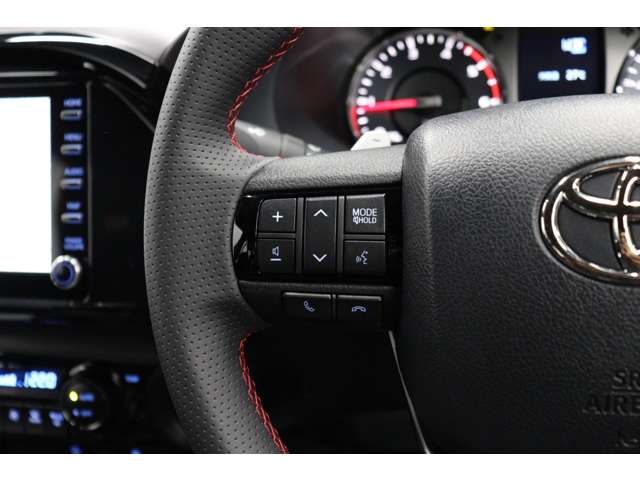 トヨタ ハイラックス ２．４ Ｚ ＧＲスポーツ ディーゼルターボ ４ＷＤ R7年 (東海) 99