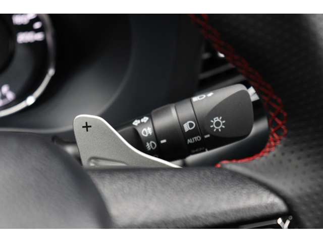 トヨタ ハイラックス ２．４ Ｚ ＧＲスポーツ ディーゼルターボ ４ＷＤ R7年 (東海) 99