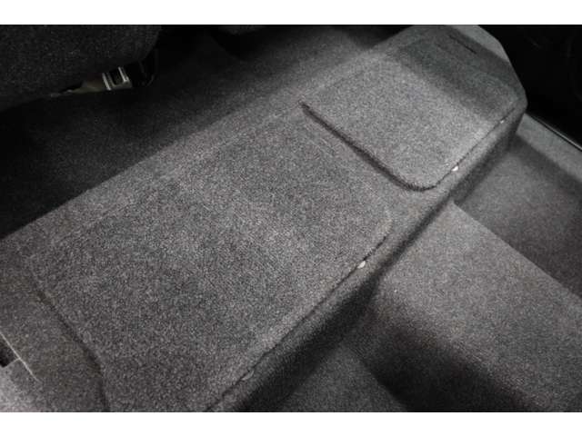 トヨタ ハイラックス ２．４ Ｚ ＧＲスポーツ ディーゼルターボ ４ＷＤ R7年 (東海) 99