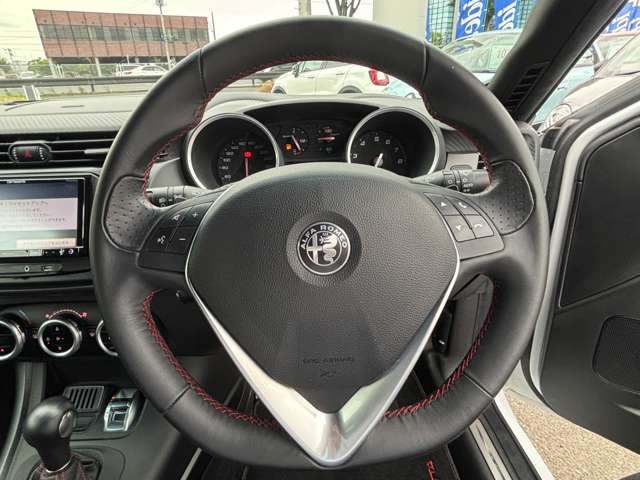 アルファロメオ ジュリエッタ ヴェローチェ H30年 (東北) 99