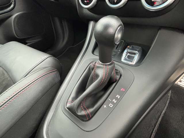 アルファロメオ ジュリエッタ ヴェローチェ H30年 (東北) 99