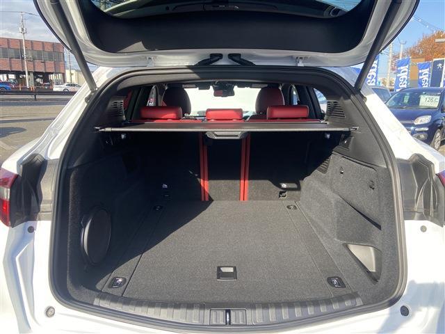 アルファロメオ ステルヴィオ ２．０ ターボ Ｑ４ スポーツパッケージ ４ＷＤ R1年 (東北) 99
