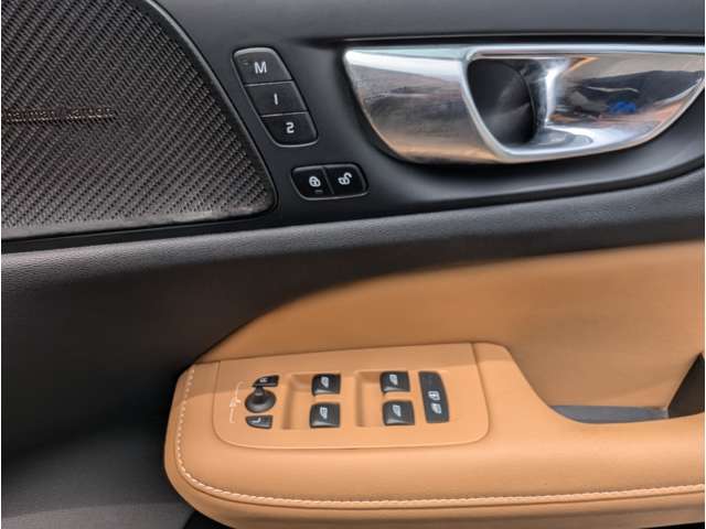 ボルボ Ｖ６０ Ｔ５　インスクリプション H30年 (東北) 99