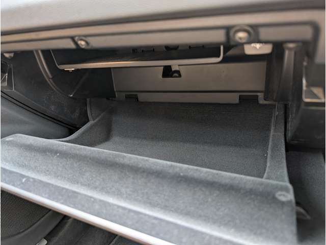 ボルボ Ｖ６０ Ｔ５　インスクリプション H30年 (東北) 99