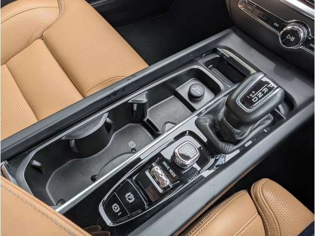 ボルボ Ｖ６０ Ｔ５　インスクリプション H30年 (東北) 99