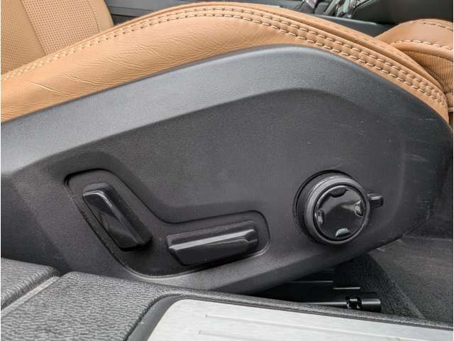 ボルボ Ｖ６０ Ｔ５　インスクリプション H30年 (東北) 99