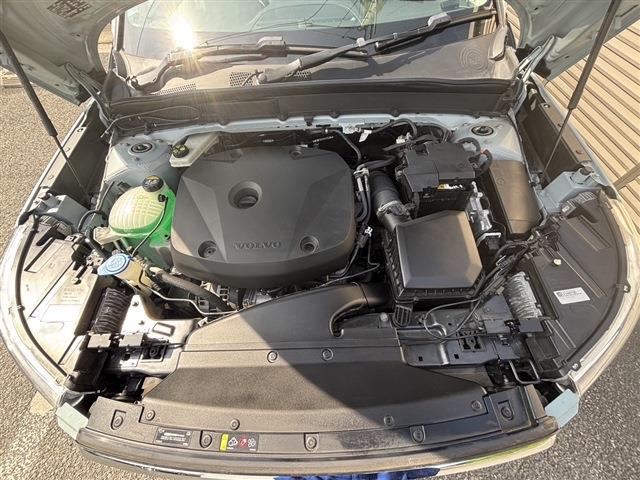 ボルボ ＸＣ４０ Ｔ４　モメンタム H30年 (東北) 99